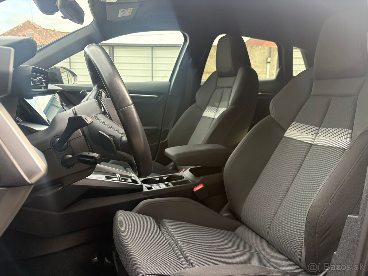 Audi A3 35 1.5TFSi mHev Advanced Stronic - 11