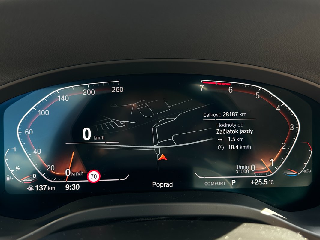 BMW X3 Luxury Line xDrive 20i A/T - 11