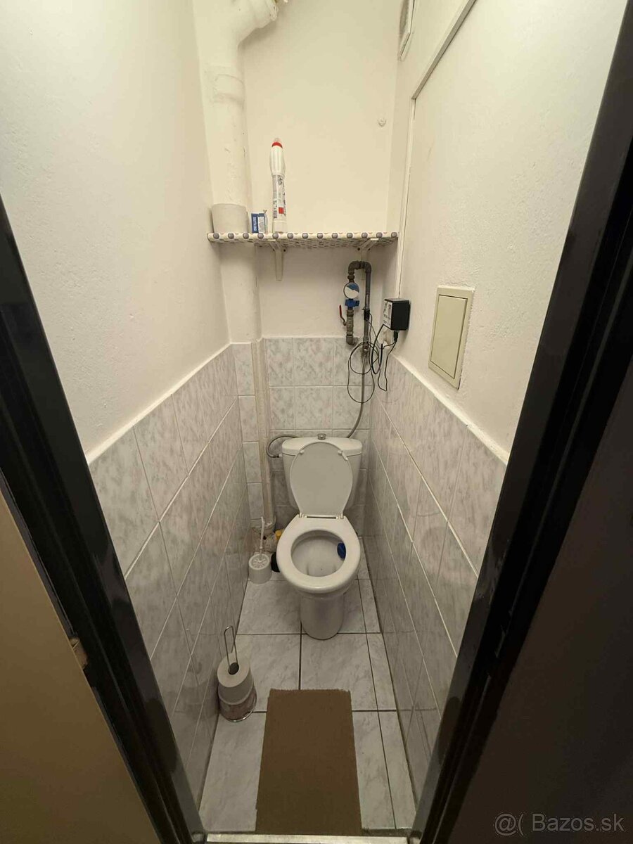 Do prenájmu: veľký 3-izbový byt v Trenčíne – K Výstavisku - 11