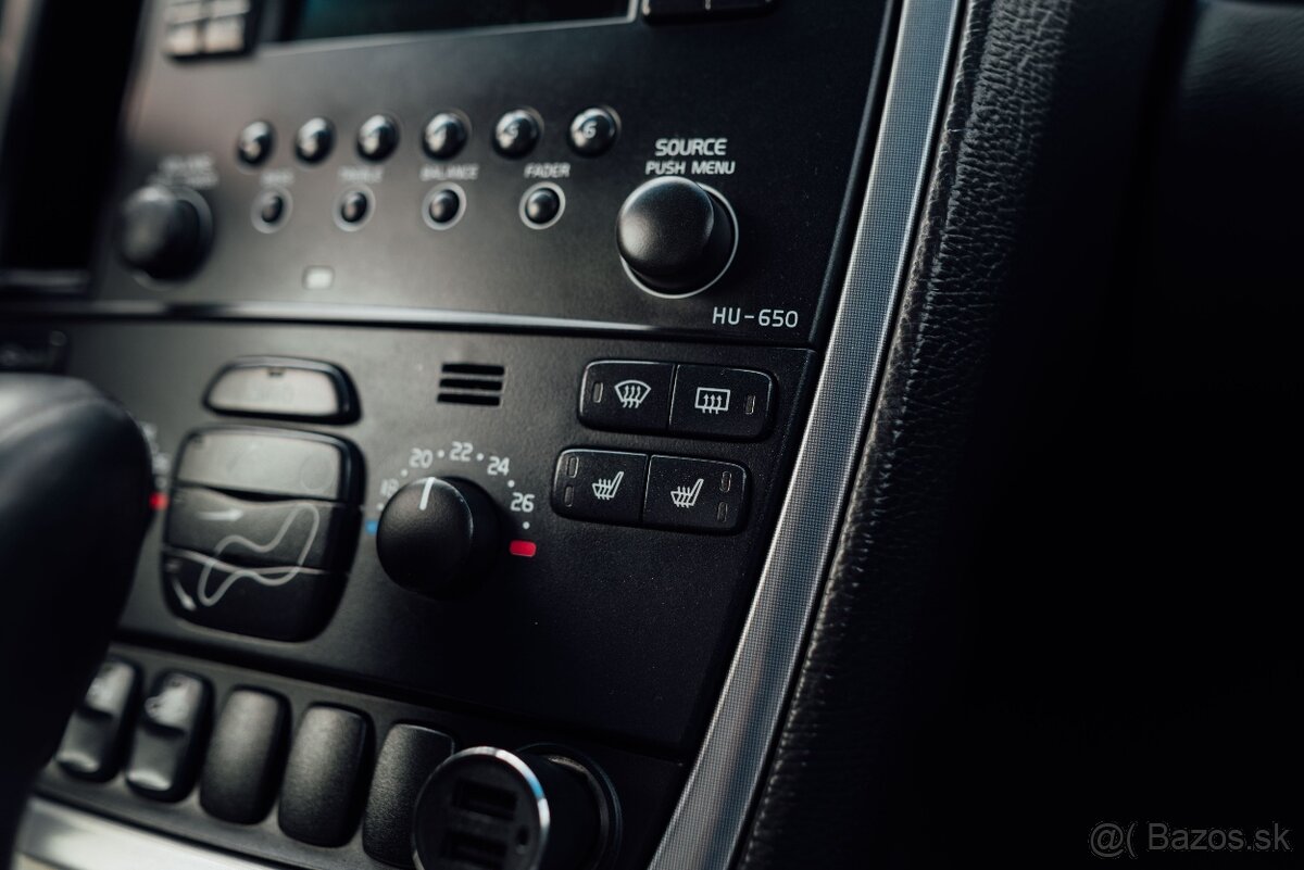 Volvo XC70 2.4 D5 (Cross Country) - 11