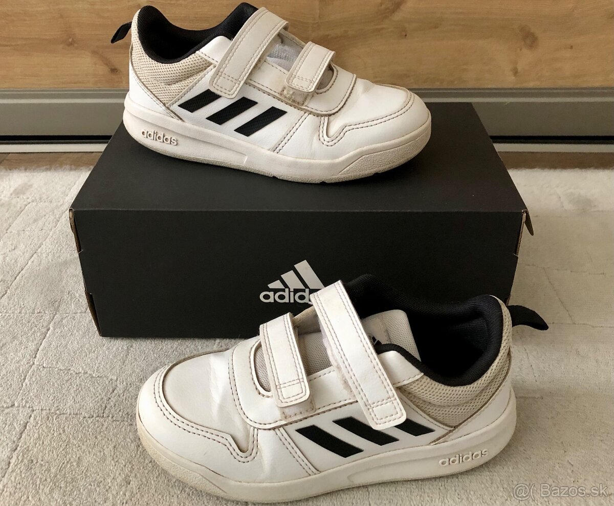 Botasky Adidas č.29, 30,5 a 31,5 - 11