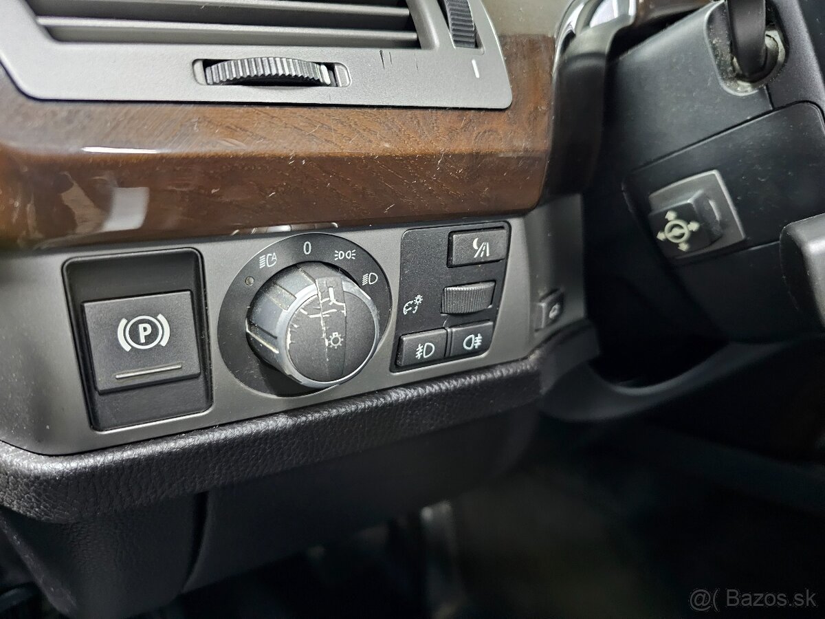 BMW e65 730d facelift Náhradné diely - 11