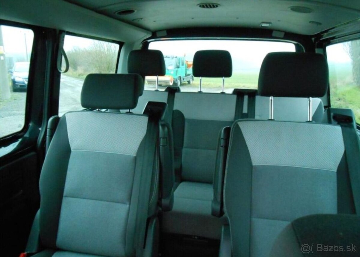 Volkswagen Multivan 1,9 TDI 92 kW 7Míst.Serviska nafta - 11