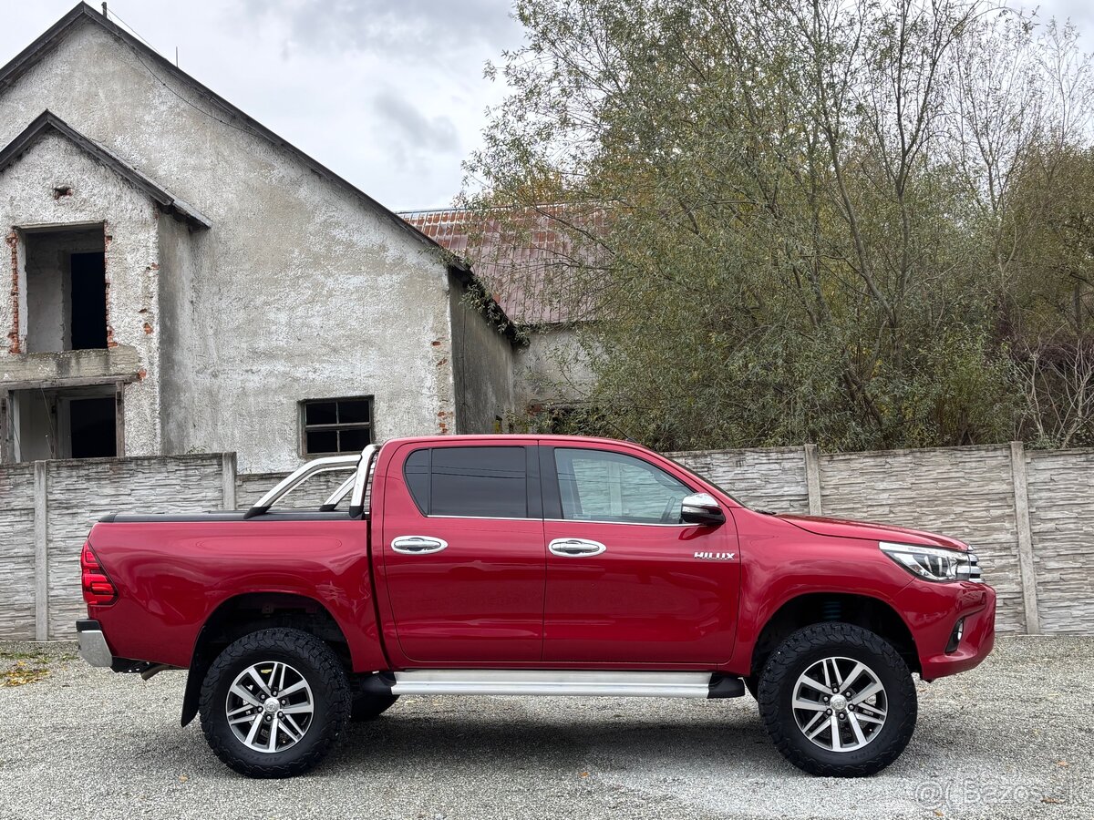 Toyota Hilux DC 2.4 D-4D Executive A/T – Offroad - 11