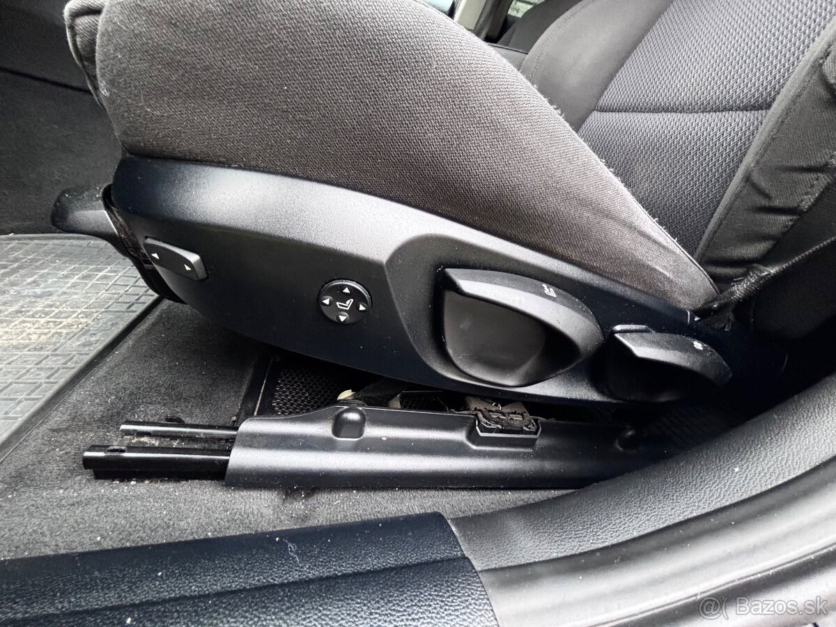 BMW 318d Touring E91 LCI– 12/2010 – 105 kW - 11