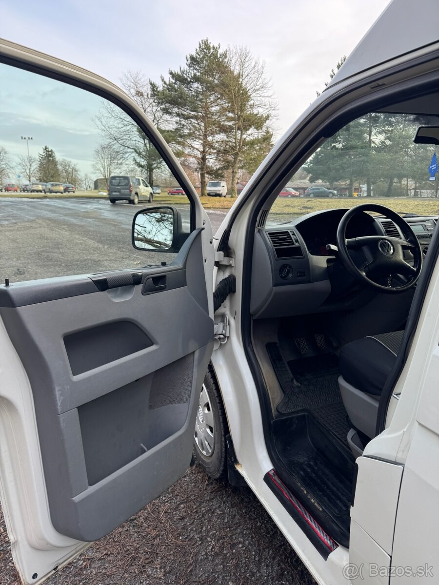 Volkswagen Transporter T5 2.5TDI Hitop Long - 11