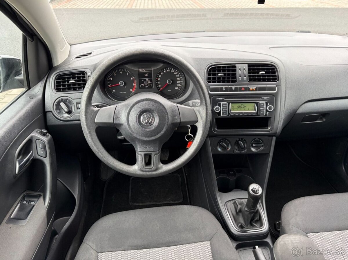 Volkswagen Polo 1.2i 44kw ČR - 11