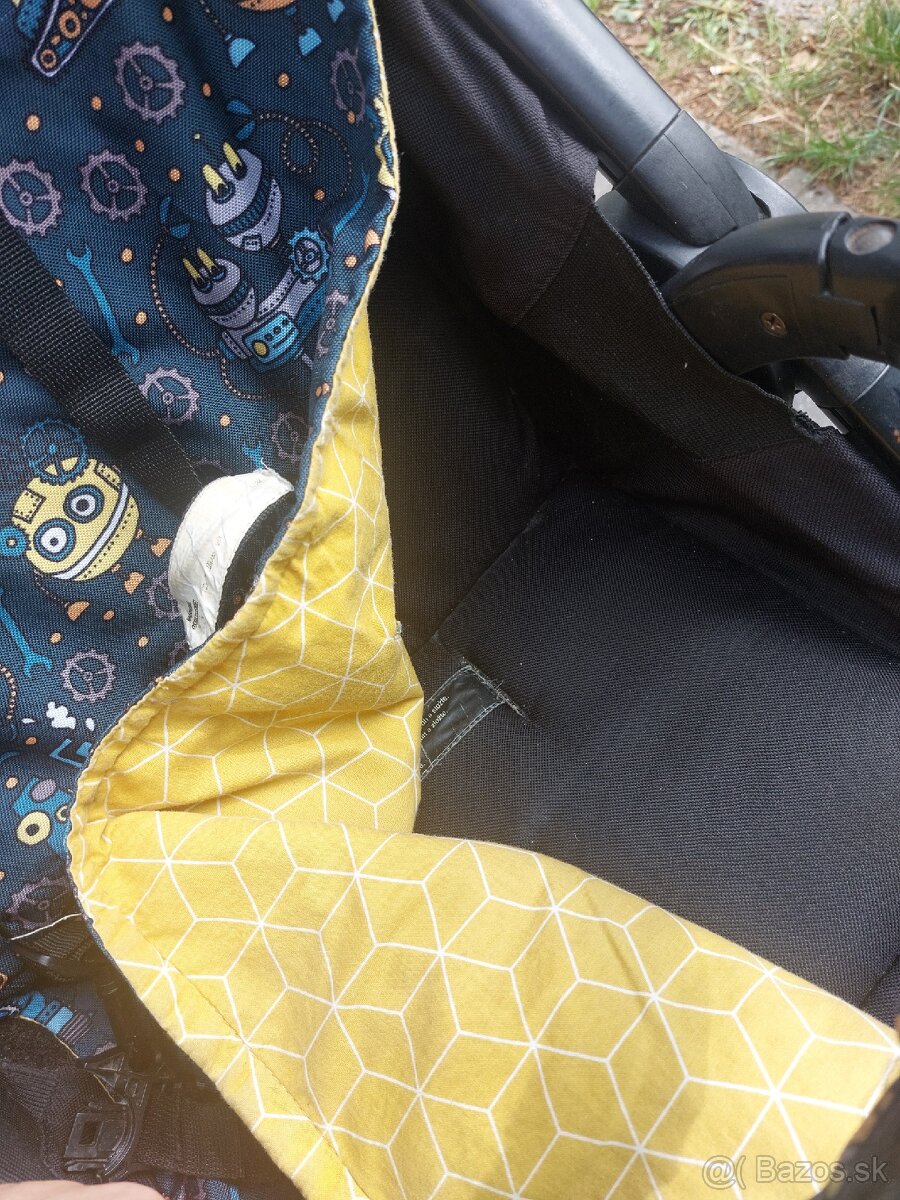 Petite Mars Street - 11