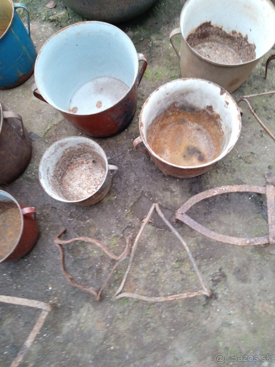 Hrnce a smalt vedra podnosy kotol - 11