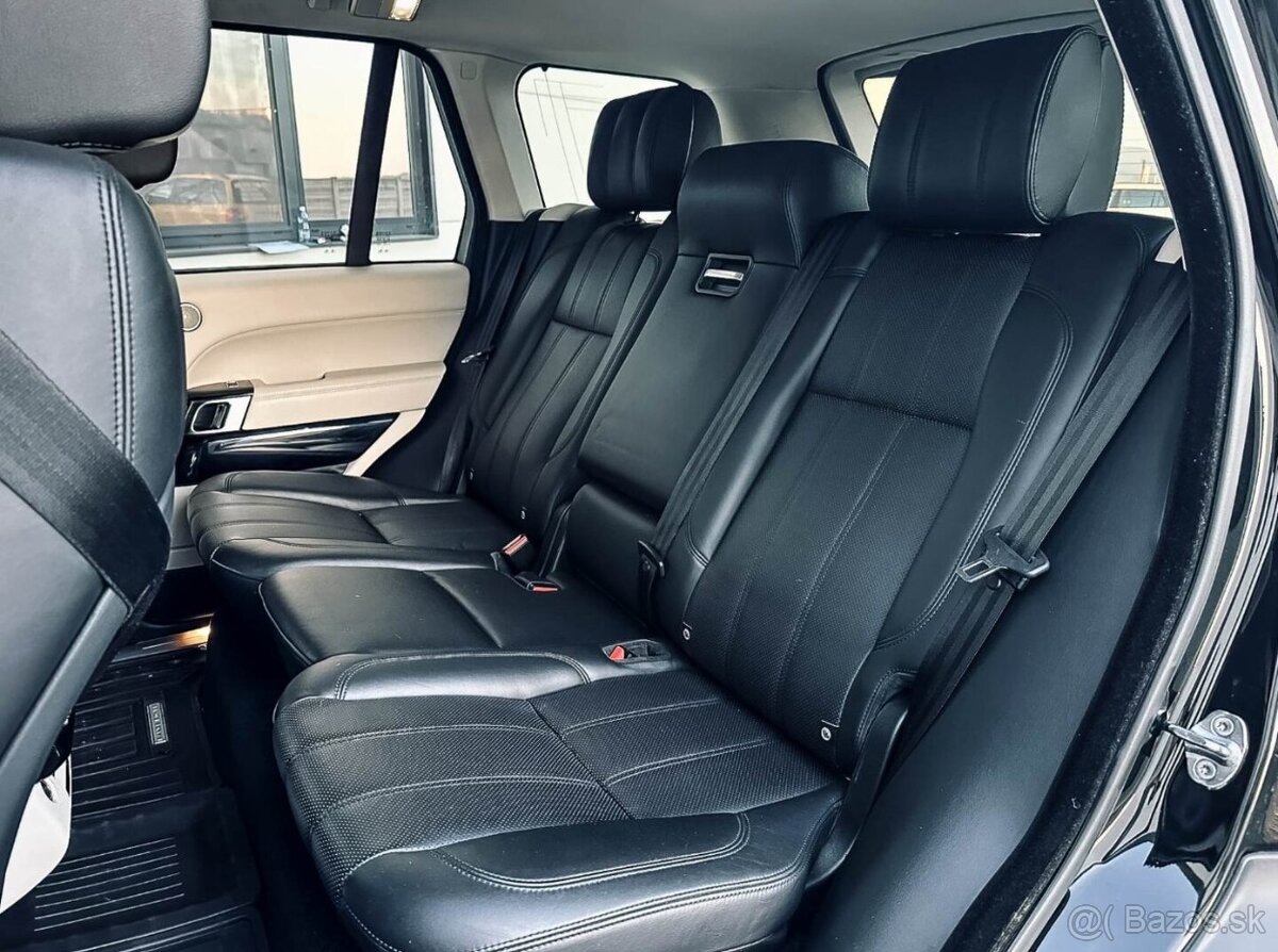 Land Rover Range Rover 4.4L SDV8 Vogue - 11