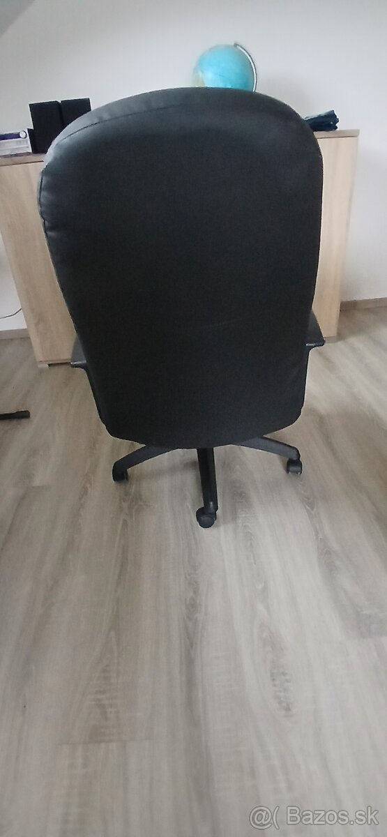 stôl + stolička - 11