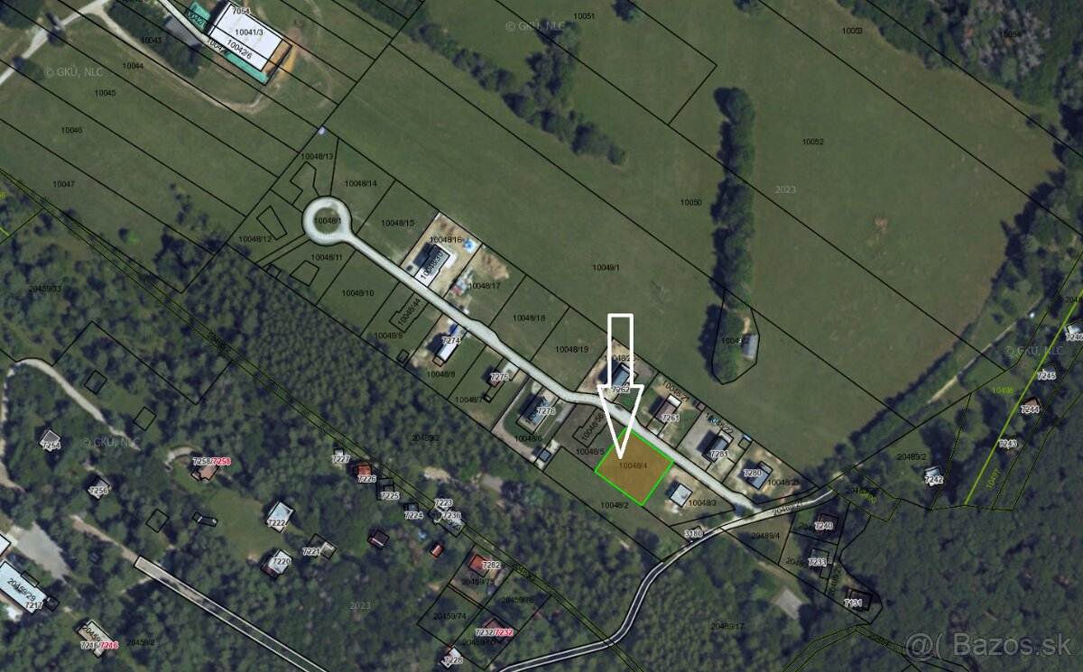 POSLEDNÝ STAVEBNÝ POZEMOK - ZLATNÍCKA DOLINA - 11