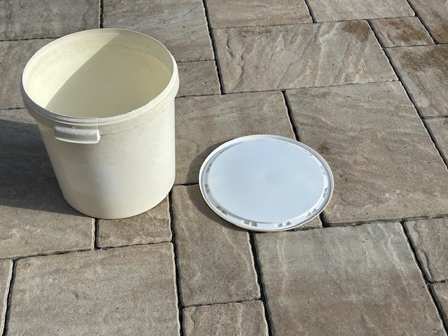 Predám smaltované a pozinkovaná hrnce na zabíjačku,zaváranie - 11