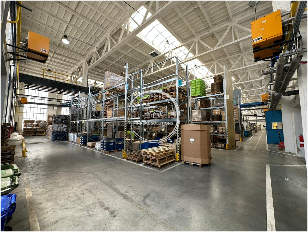 Výrobná hala o rozlohe 5 000m2 v Nitre - 11