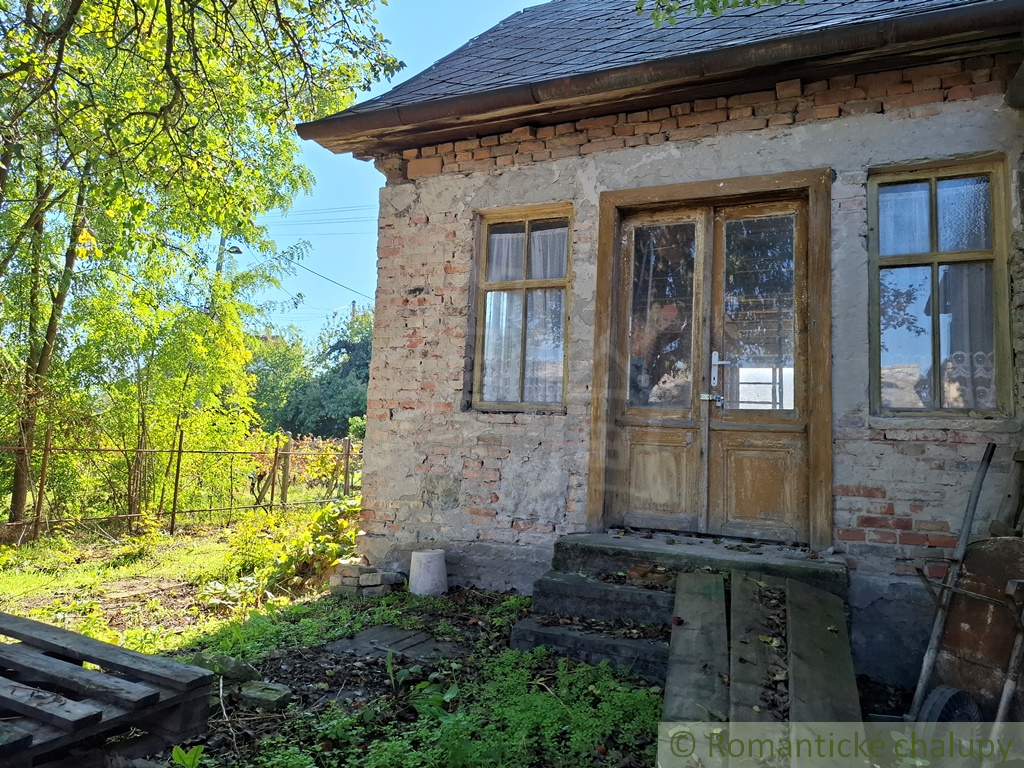 Rozostavaný rodinný dom s veľkým pozemkom v podunajskej ob - 11