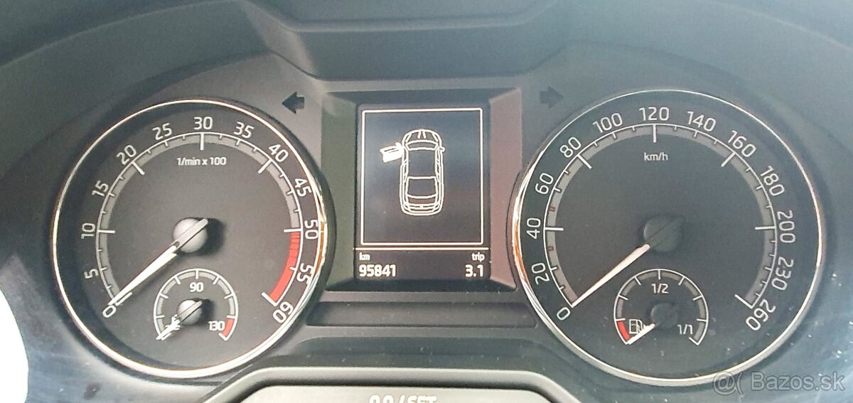 Škoda Octávia 1.6 TDI 85KW Ambition 95 000 km r.2019 - 11