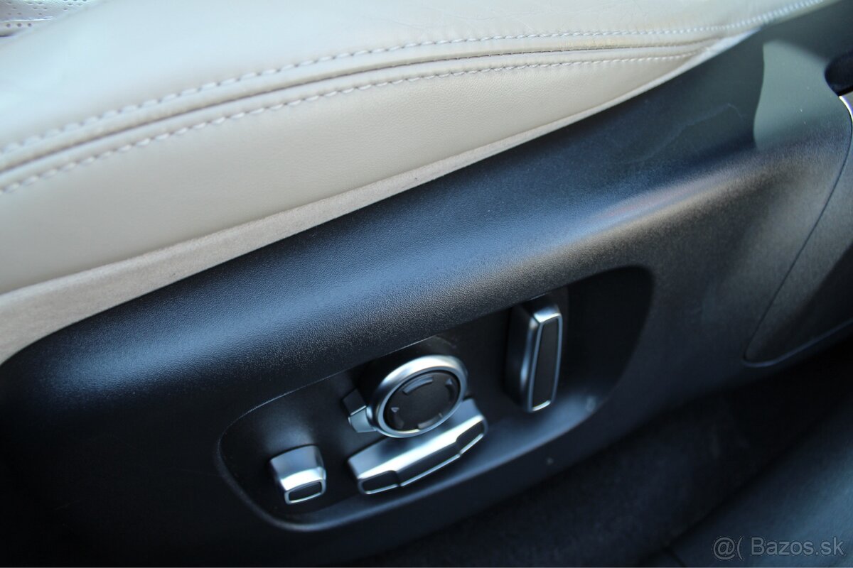 Range Rover Velar D300 HSE R DYNAMIC - 11