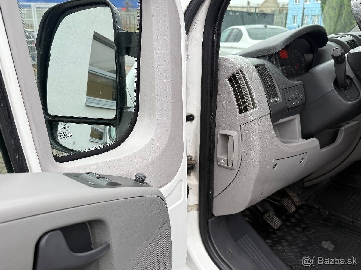 Peugeot Boxer 2.2 - 11