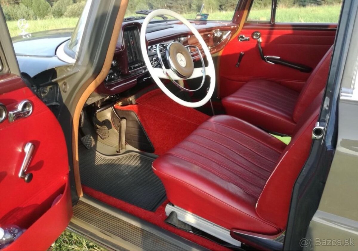 Mercedes-Benz E W110 200D - 11