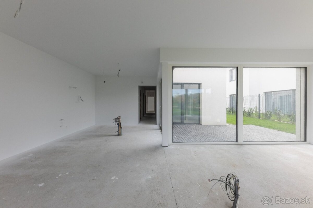 NA PREDAJ - nový, nezariadený 2-izbový byt so záhradou - Hru - 11