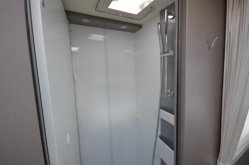 Burstner Lyseo 690 ,plná výbava ,r.v 2021 - 11