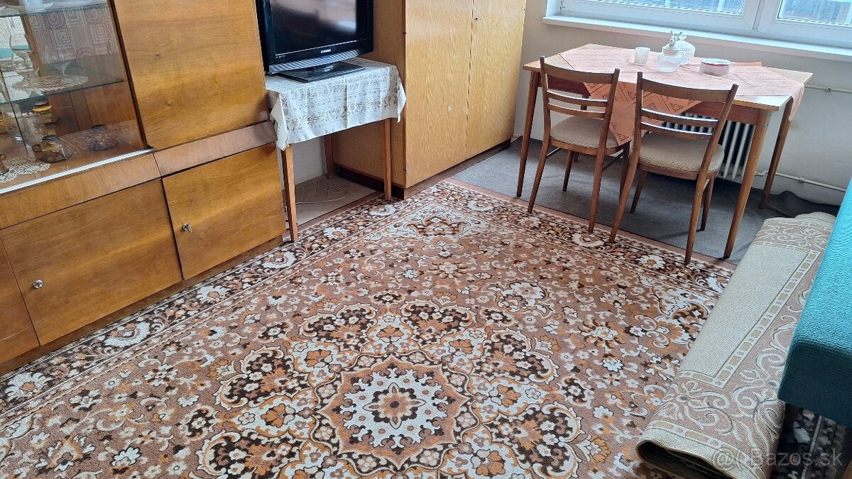 Na predaj Chladnička, práčka, mikrovlnná rúra - 11