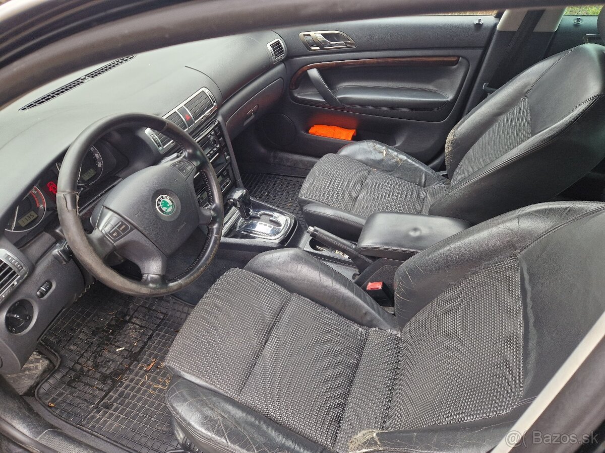 Skoda superb 2.5TDi V6 120kW AUTOMAT facelift - 11