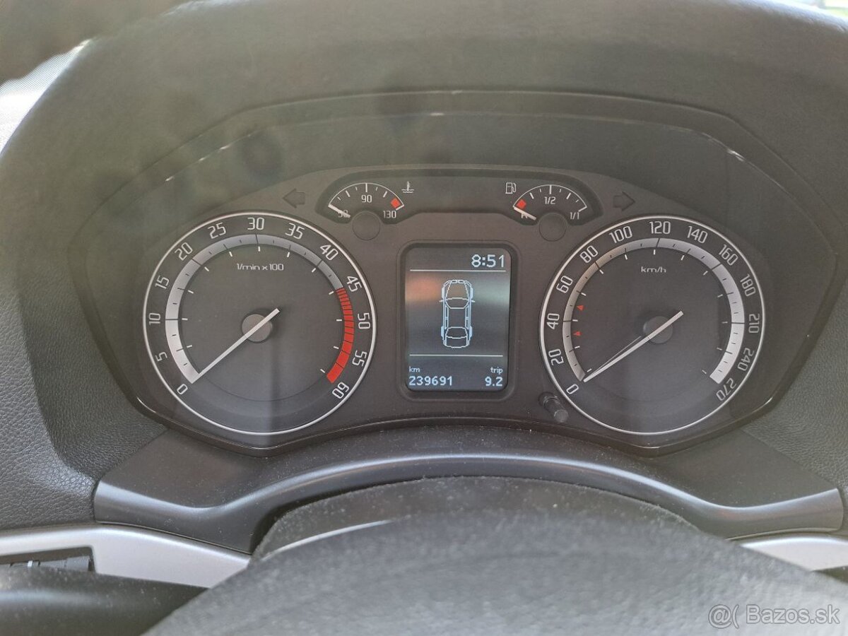 Škoda Octavia II RS 2.0 - 11