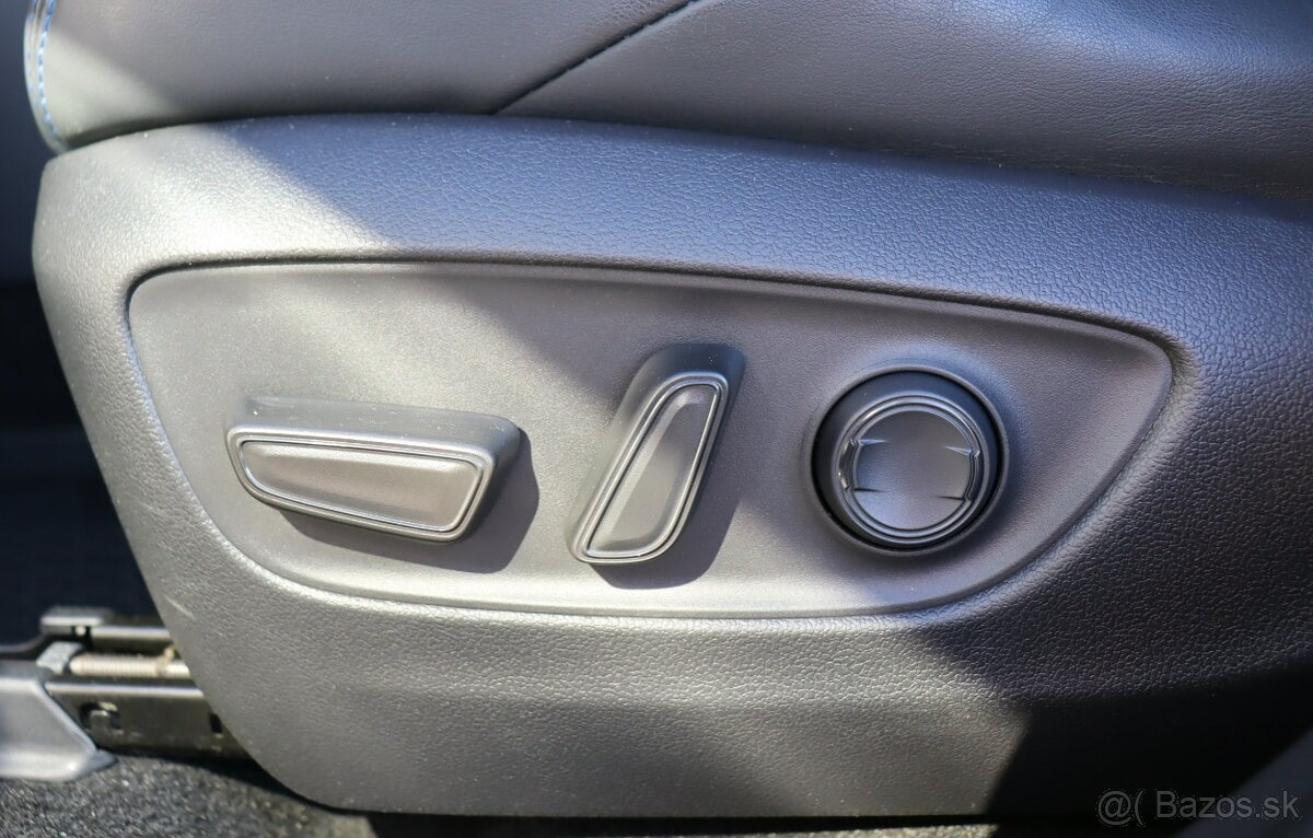 Toyota RAV4 2.5 Hybrid e-CVT AWD - 11