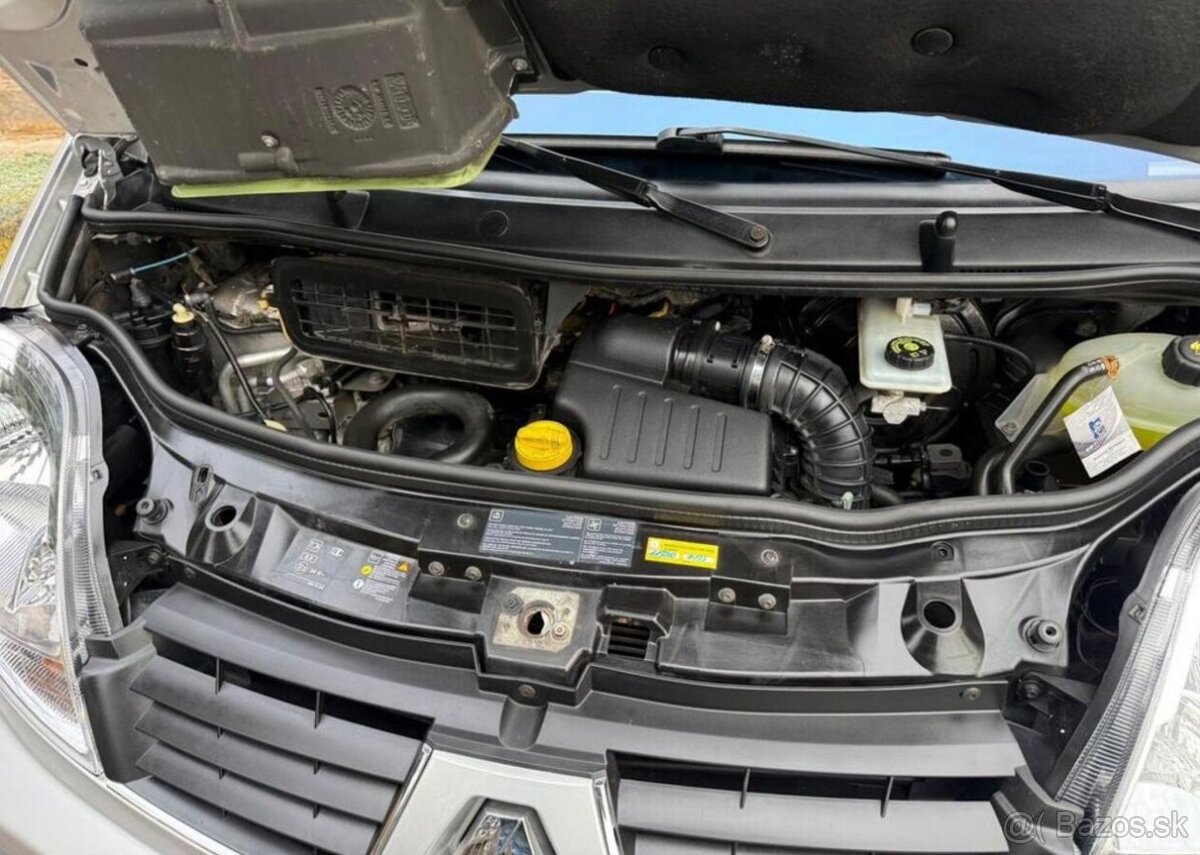 Renault Trafic 2,0DCi 9 Míst pravidel.servis nafta manuál - 11