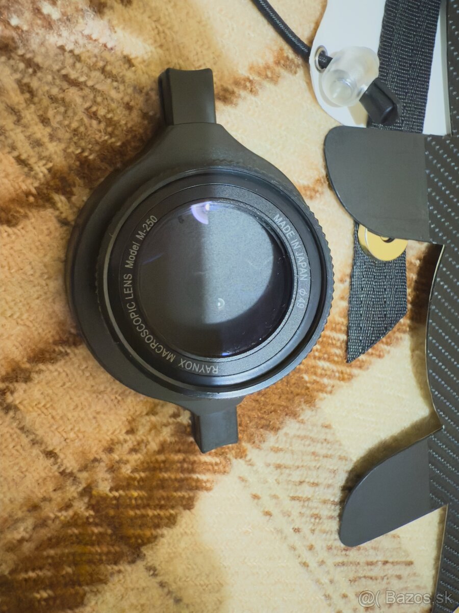 Predam Olympus OMD - M5 Mark III a sadu na macro - 11