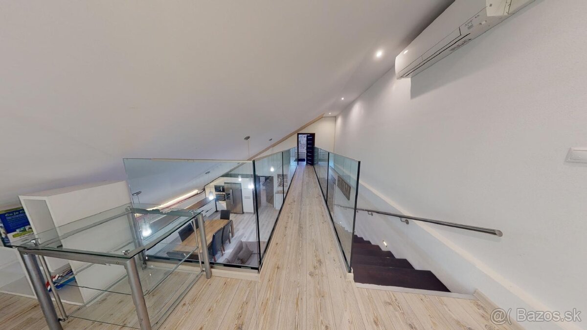 Predám luxusný štvorizbový byt - 11