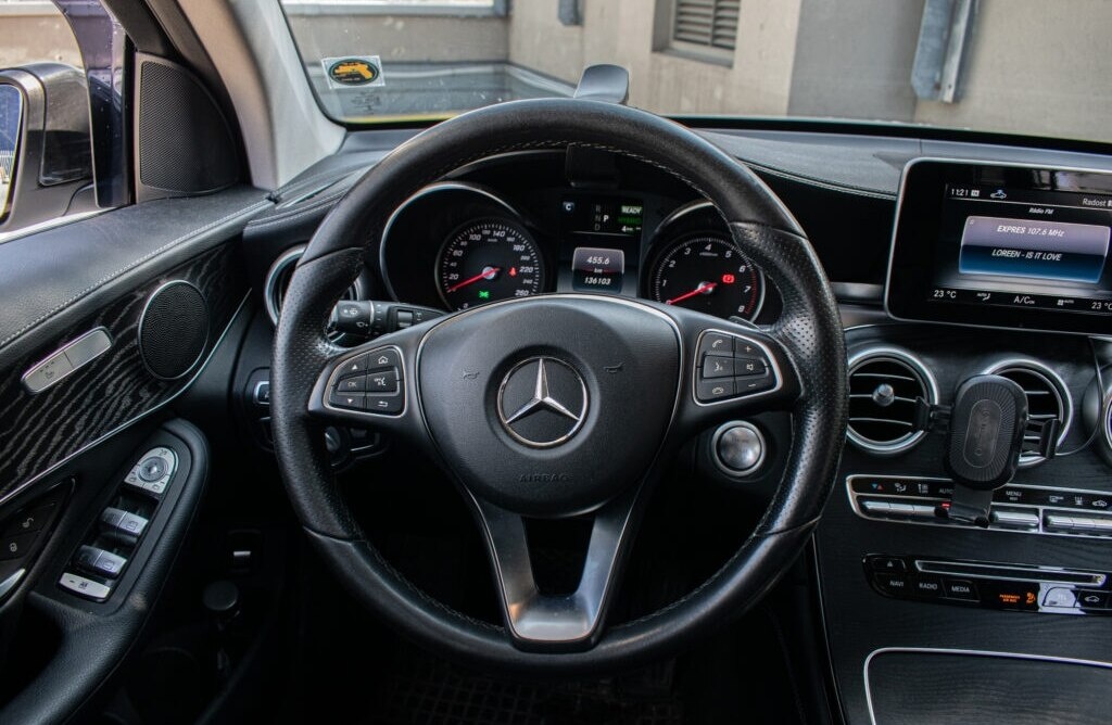 Mercedes-Benz GLC SUV 350 e 4MATIC A/T - 11