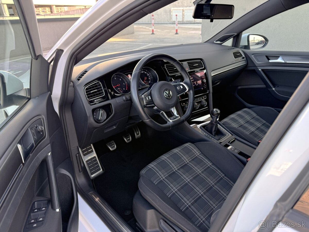 Volkswagen Golf Variant 2.0 TDI BMT GTD - 11