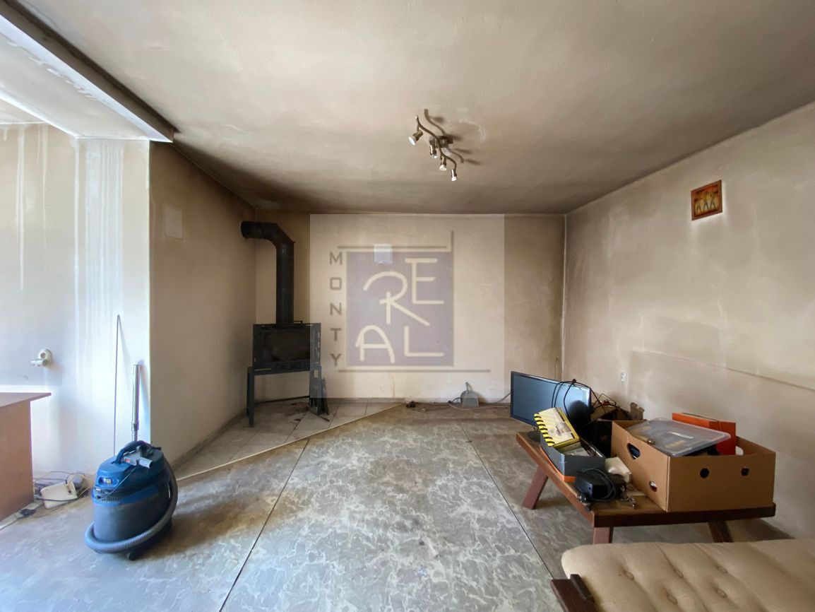 NA PREDAJ STARÝ DOM NITRIANSKE HRNČIAROVCE - 11