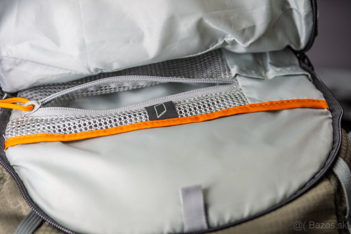 Foto batoh Lowepro Flipside Trek 350 AW - 11