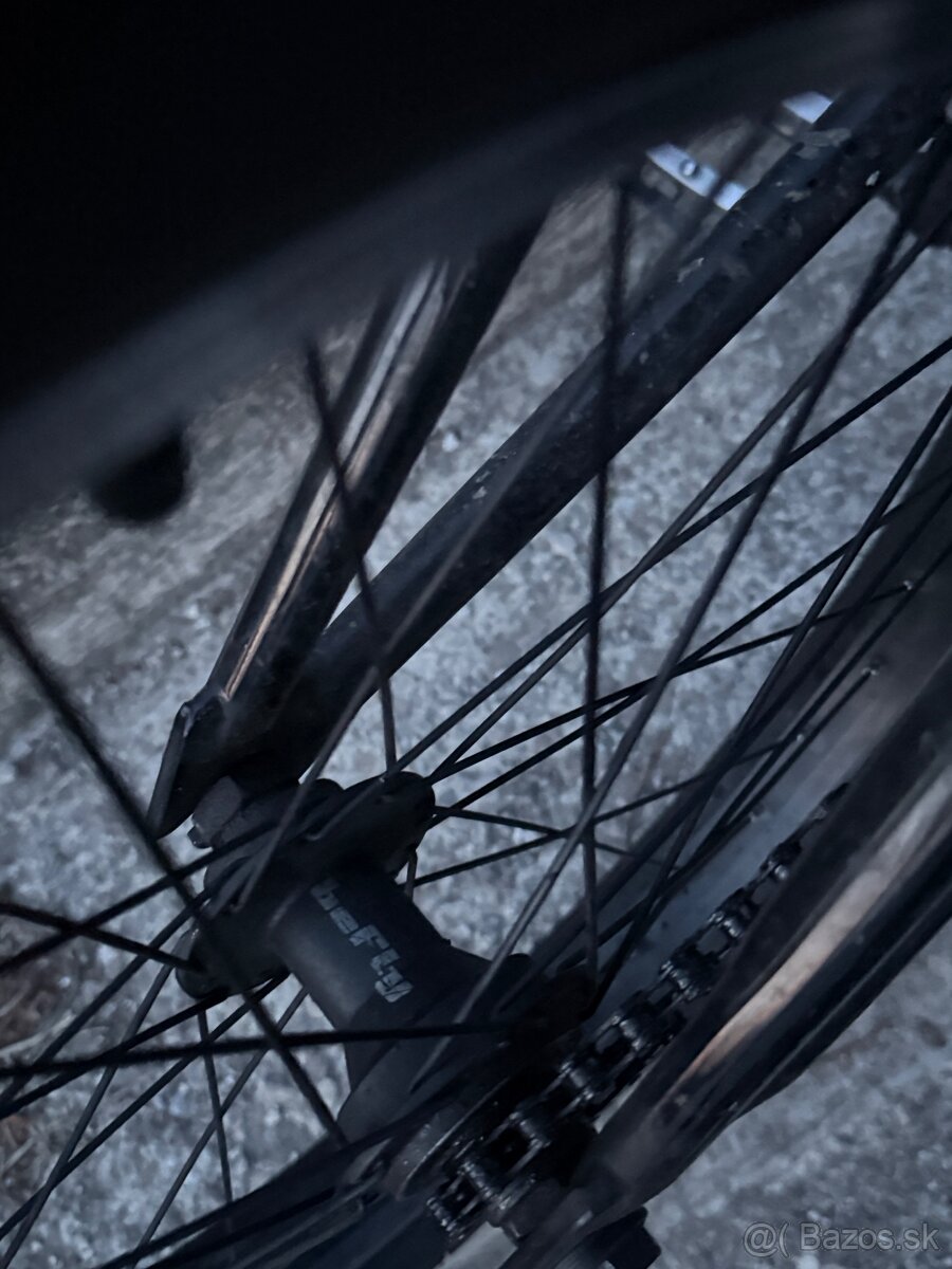 Bmx Beefly model Spin - 11