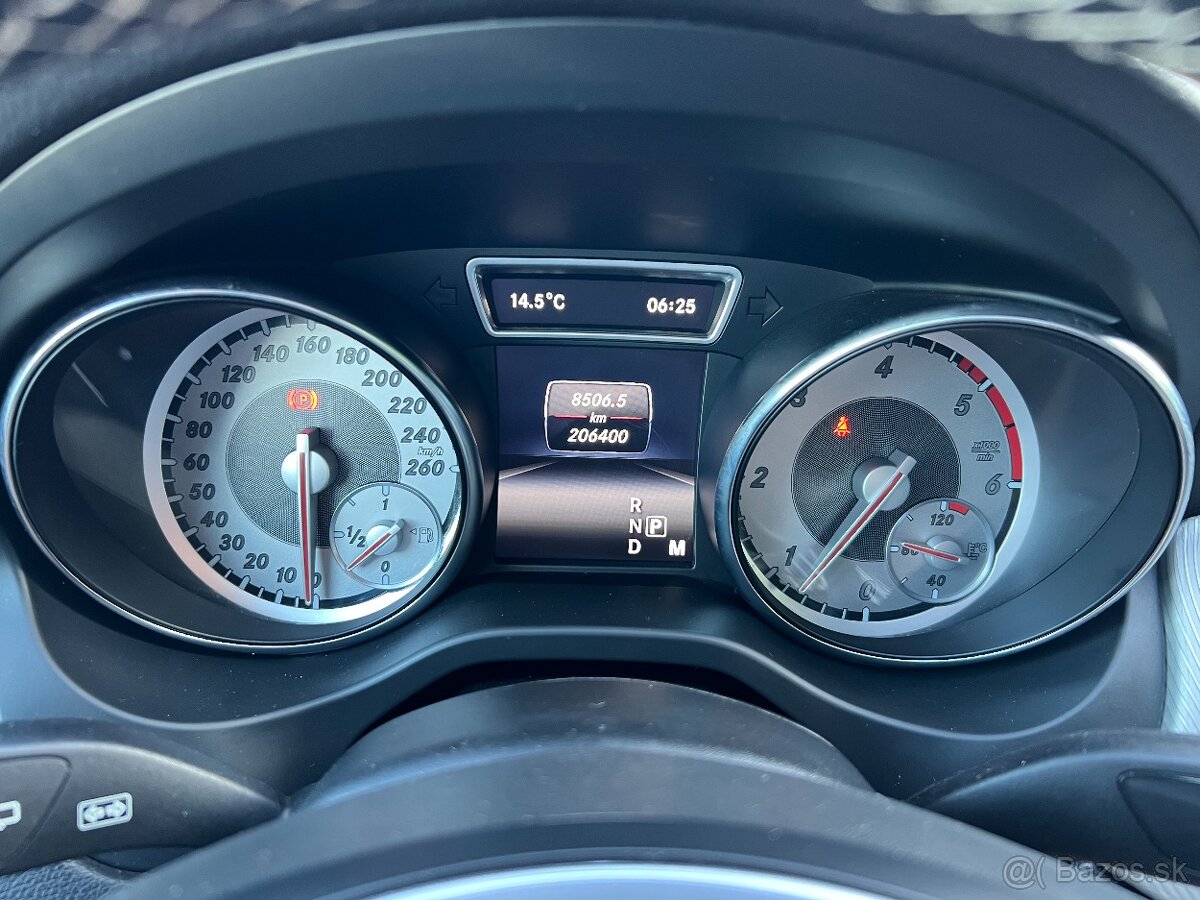 Mercedes-Benz GLA 200 CDI / 1. majiteľ / garážované - 11