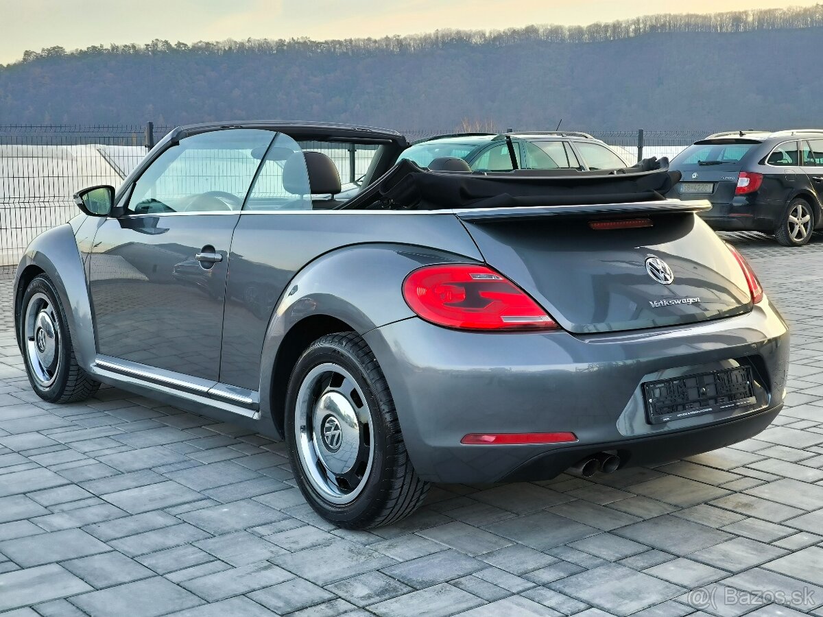 VW New Beetle Cabrio 1.4TSI Design DSG 2013 - 11