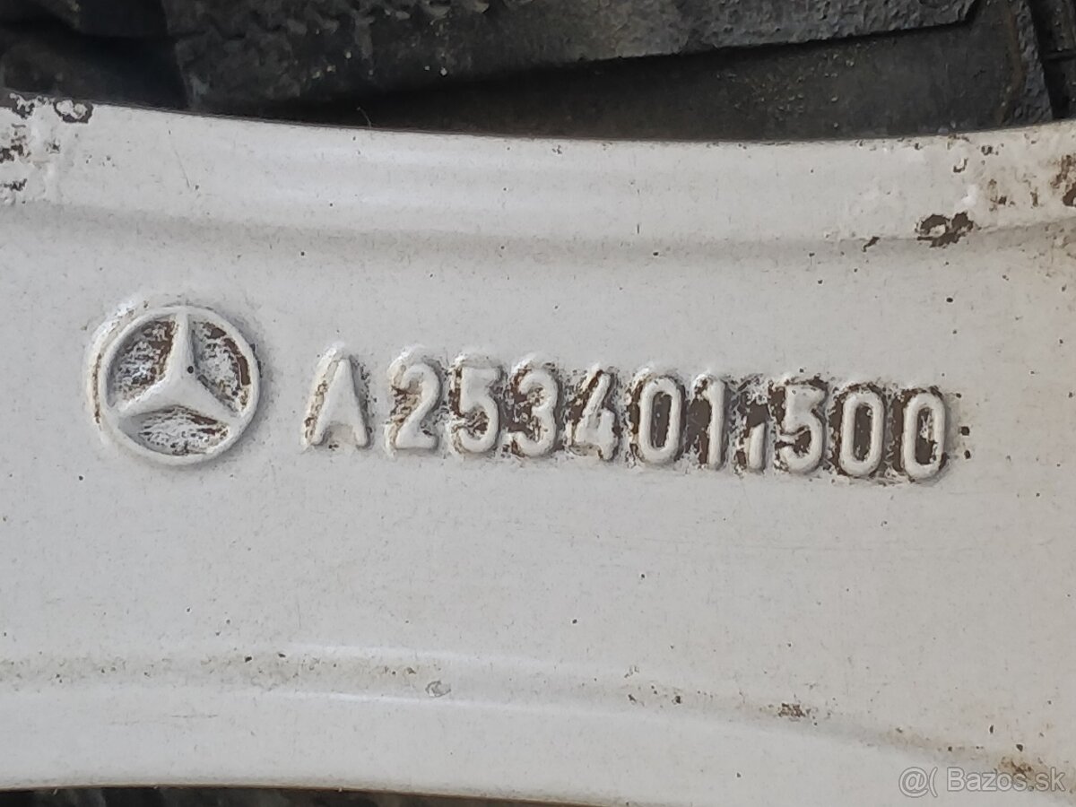 Predám zimnú sadu na Mercedes GLC - 11