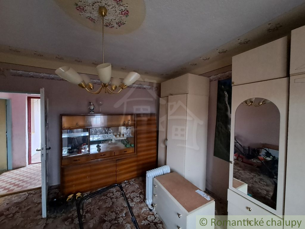 Na predaj rodinný dom v obci Lúčnica nad Žitavou s 20-árov - 11