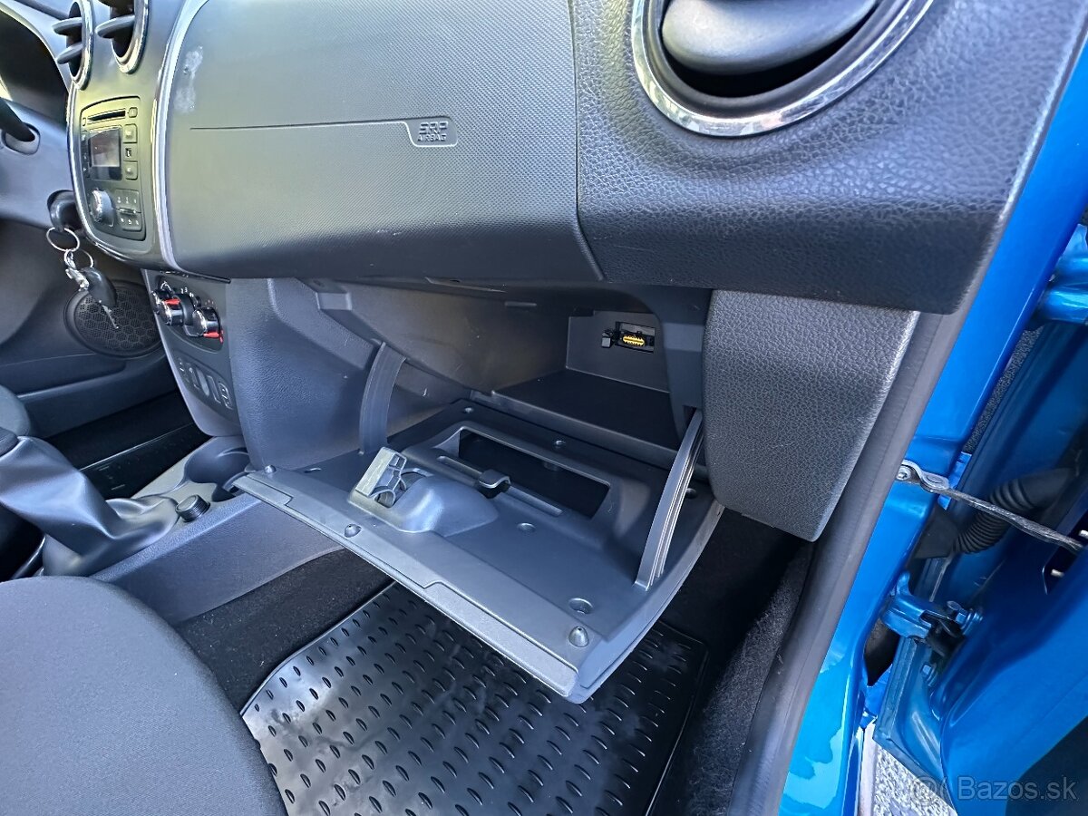 Sandero STEPWAY 0.9/66kW 2.Maj r.v.2014 KLIMA - 11