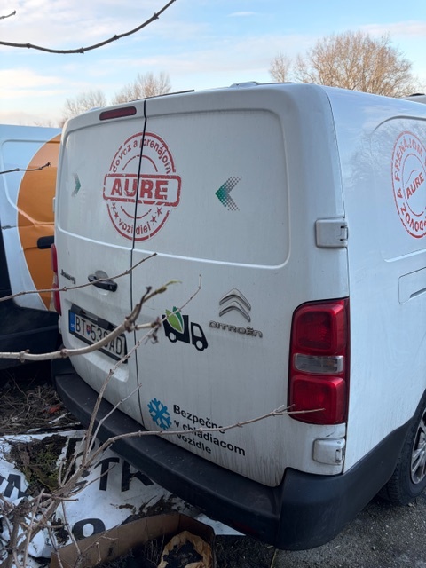 Jumpy - chladiak - mrazák - 11