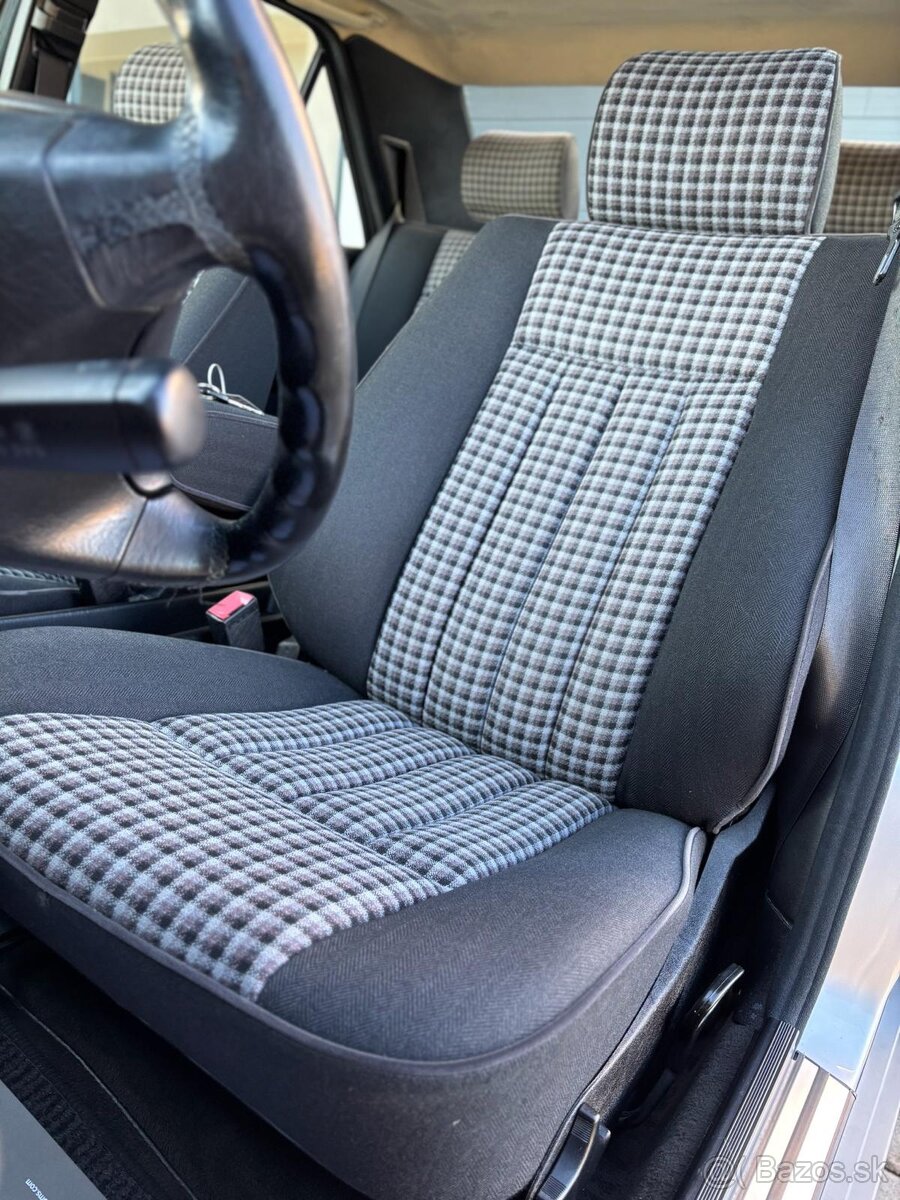 Mercedes Benz W124 320 140.000km - 11