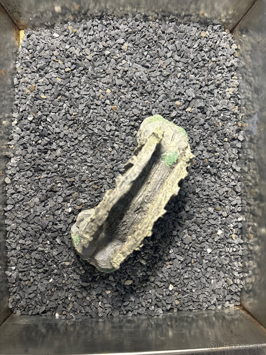 Okrúhle akvárium s lampou - 11