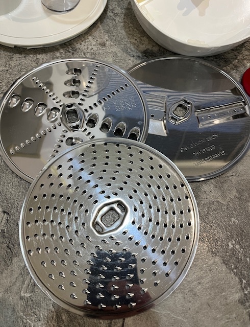 Bosch MUM 48R1/05 kuchynský robot - 11