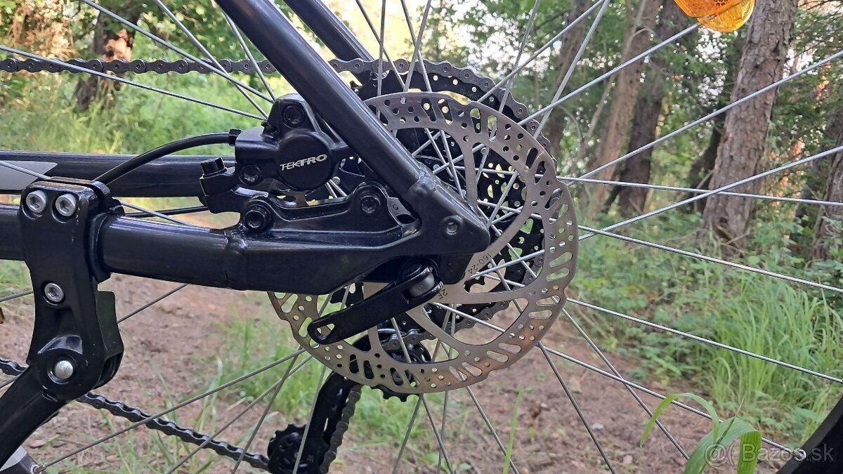 Rockrider explore 500 + stojan + blatníky + predný ráfik - 11