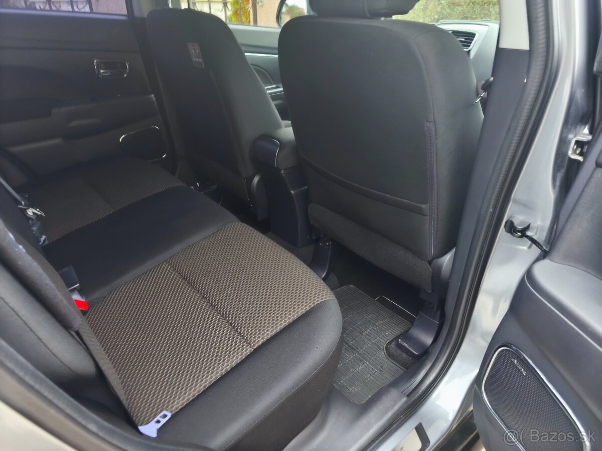 Mitsubishi ASX SLOVENSKÉ AUTO 1,6 MIVEC Benzín 86KW M5. 2016 - 11