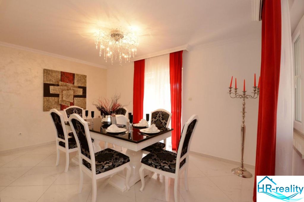 Poreč - vila s bazénom - 11