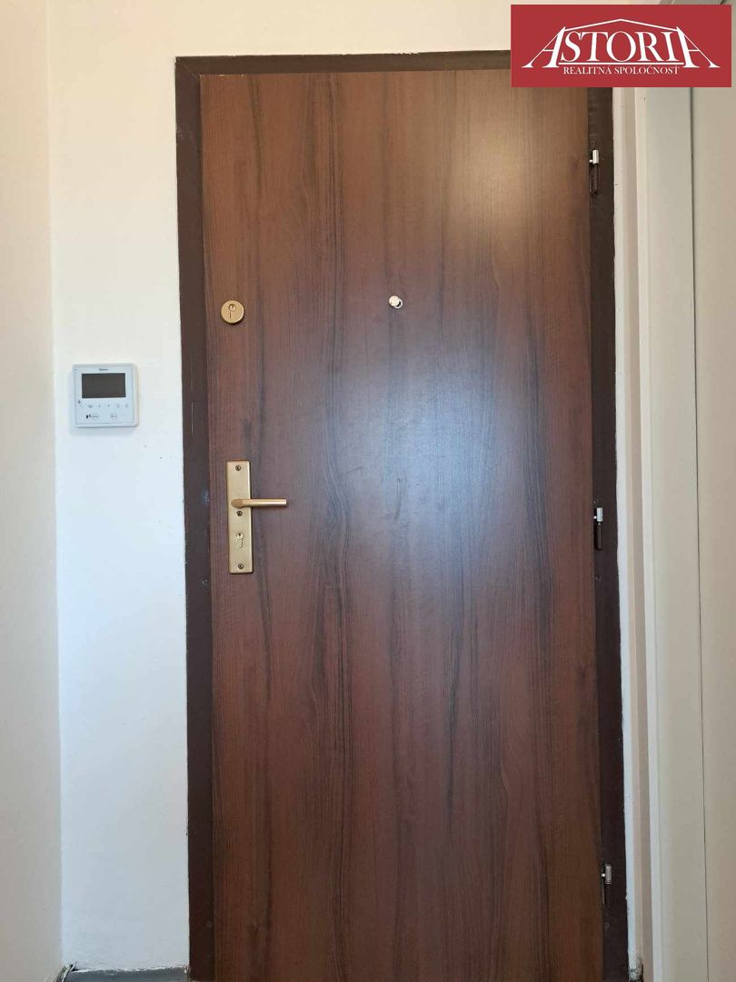 GARSÓNKA - 25m2 - 330€ - Martin - Ľadoveň - prenájom - 11